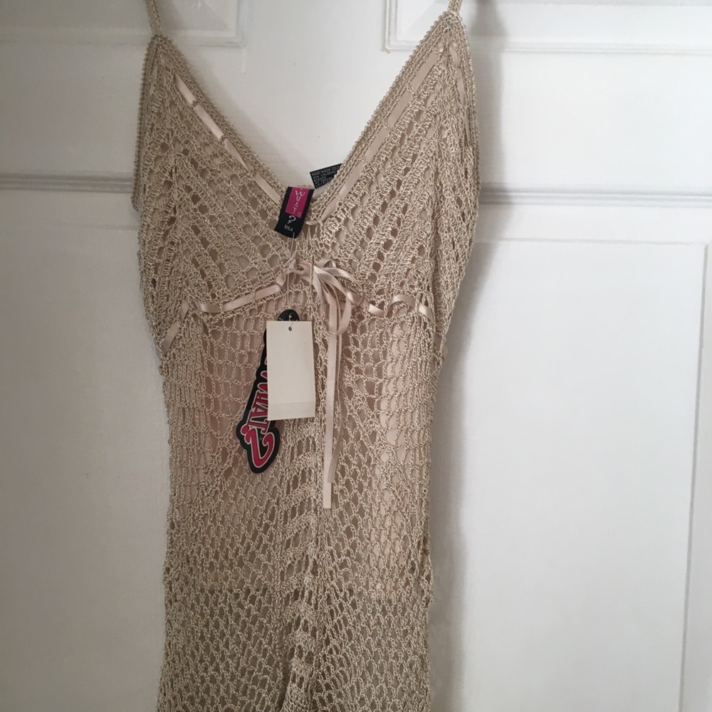 Gorgeous crochet top lined - Picture 2 of 4
